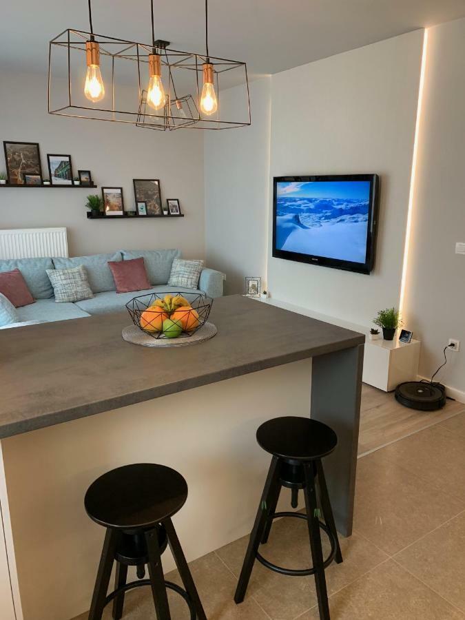 Apartmán Modern Studio Coresi Brašov Exteriér fotografie